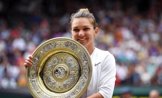 Halep beats Williams to make history