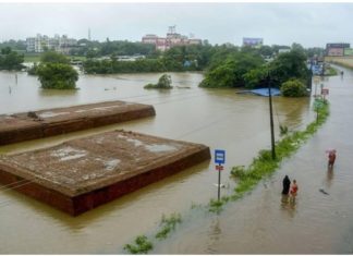 देशात ‘महा’पूर; चार राज्यात मिळून 93 मृत्युमुखी