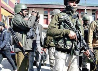 जम्मू काश्मीरमध्ये 144 कलम लागू; राजकीय घडामोडींना वेग.