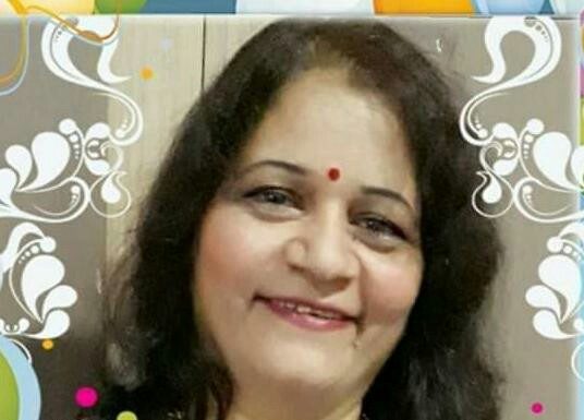 कुंभजाई एज्युकेशन सोसायटी संचलित सोनाळी अभिनव इंग्लिश मेडीयमच्या संस्थापिका स्मिता रवींद्र तावडे यांचे हृदयविकाराच्या तीव्र धक्क्याने निधन