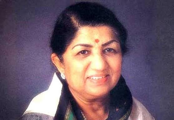 लतादीदी यांना वाढदिवसाच्या शुभेच्छा