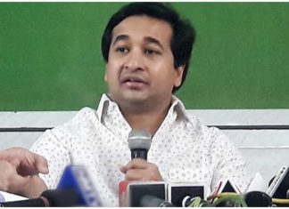 नितेश राणेंनी दिला आमदारकीचा राजीनामा