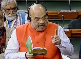 नागरिकत्व सुधारणा विधेयक राज्यसभेत मंजूर, शिवसेनेची मतदानाला अनुपस्थिती