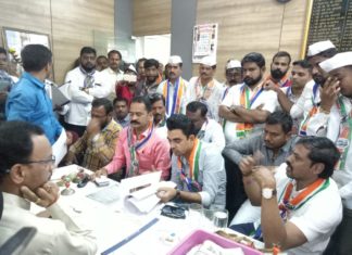 मनसेचे टाळ नाद आंदोलन: नवी मुंबईत ऐरोली विभाग कार्यालयावर मनसेची धडक नागरी समस्यांसंदर्भात विचारला जाब