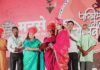 महाराष्ट्र नवनिर्माण सेनेच्या वतीने गजानन काळे आयोजित पच्छिम महाराष्ट्र महोत्सवात महिलांचा जिजाऊ पुरस्काराने सन्मान