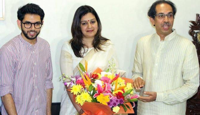 शिवसेनेकडून राज्यसभेवर प्रियांका चतुर्वेदी