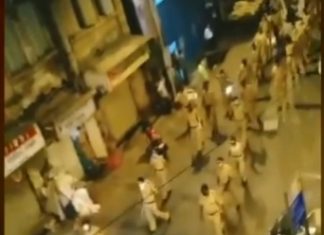 गिरगावात पोलिसांचं संचलन; नागरिकांकडून टाळ्यांनी स्वागत