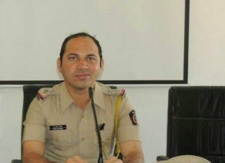 धक्कादायक! मालेगावात पोलीस उपनिरीक्षकाची गोळी झाडून आत्महत्या