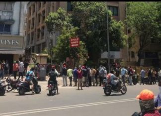 पुण्यात वाईनशॉप उघडलीच नाहीत,मद्यप्रेमीची घोर निराशा ; सकाळी ७ पासून लावल्या होत्या रांगा