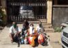 कोरोनाने खरंच माणुसकी मारली म्हणायची?