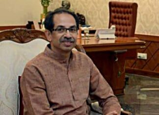 मुख्यमंत्री उद्धव बाळासाहेब ठाकरे यांनी बंधपत्रित डॉक्टर्सच्या मानधनात वाढ करण्याचा तसेच कंत्राटी डॉक्टर्सचे व त्यांचे मानधन समान करण्याचा निर्णय जाहीर केला.