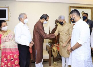 समीर देसाई यांनी हाती बांधले शिवबंधन