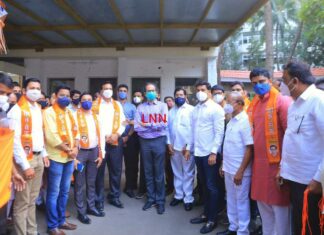महाराष्ट्र नवनिर्माण सेनेचे उपाध्यक्ष राजेश कदम यांच्यासह अनेक पदाधिकाऱ्यांचे शिवसेनेत प्रवेश
