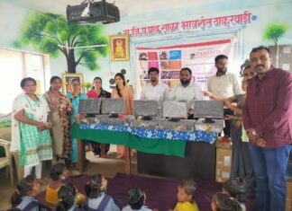 प्रगती फौंडेशन मार्फत रायगड जिल्ह्यातील जि. प. शाळांना मोफत संगणक संच वाटप