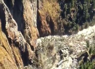 उत्तराखंड : हिमकडा कोसळल्याने नद्यांना आला प्रचंड मोठा पूर, भीषण जलप्रलय