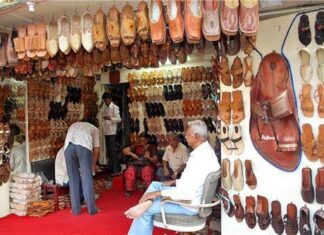 कोल्हापूर मध्ये 18 जुलै पासून दुकाने सकाळी 7 ते दुपारी 4 वाजेपर्यंत सुरु ठेवण्यास परवानगी