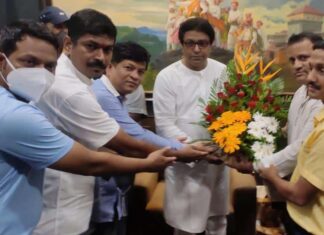 मुंबई, ठाणे, नवी मुंबईतील कॅटरिंग आणि डेकोरेटर्स व्यावसायिकांची राज ठाकरेंशी भेट, कॅटरिंग क्षेत्रांतील व्यवसाय समस्यांवर लक्ष घालण्याची मागणी