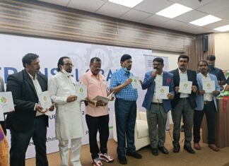 उद्योग जगतात नवीन आगाज TECCIA: ट्रान्सग्लोबल एंत्रोप्युनर चेंबर्स आँफ काँमर्स अँन्ड इंडस्ट्रीज फाँर अँग्रीकल्चर (टेकिया) संस्थेचा प्रथम वर्धापन दिन उत्साहात साजरा, केंद्रीय मंत्री रामदास आठवले यांची प्रमुख उपस्थिती