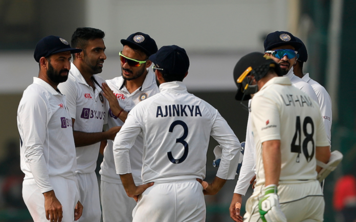 dftm7dmg_india-and-new-zealand-players-twitterbcci_625x300_30_November_21