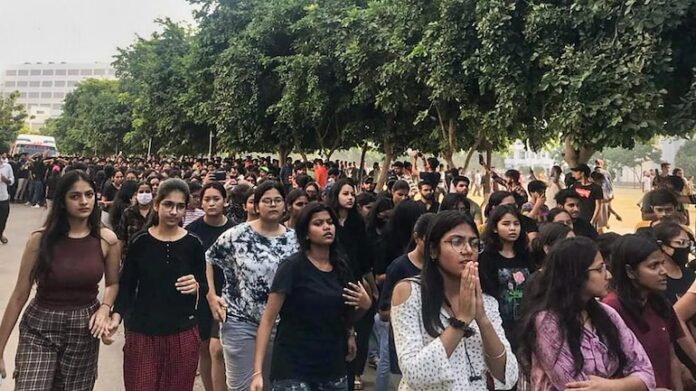 चंदिगPROTESTS_0_1200x768