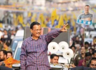 दिल्ली महापालिका निवडणुकीत आपने स्पष्ट बहुमत मिळवलं, भाजपची 15 वर्षांची सत्ता उलथवून लावली