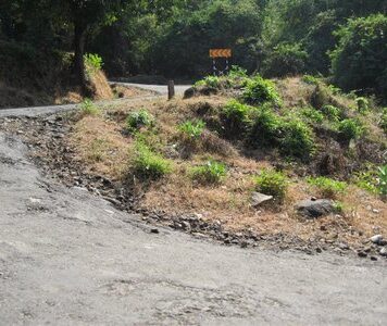 रायगड किल्ल्यावर जाण्यासाठी आता मार्ग होणार सुकर, रस्ता रुंदीकरण काम अंतिम टप्प्यात