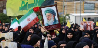 इस्रायल आणि अमेरिकेचा इराणवर भीषण हल्ला; सर्वोच्च नेते आयातुल्ला खामेनेई यांच्यासह उच्चपदस्थ अधिकारी ठार